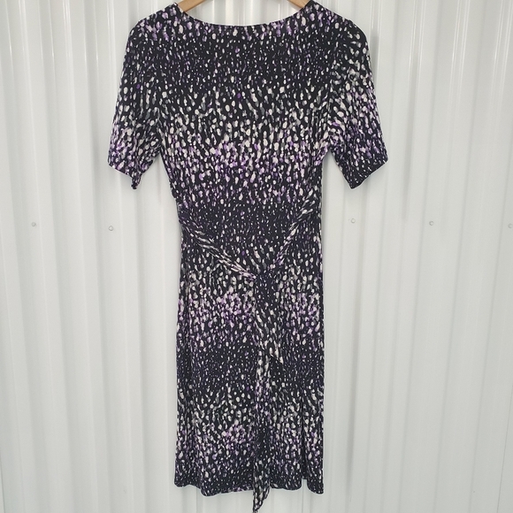 Motherhood Maternity | V neck Flowy Dress - Picture 5 of 12